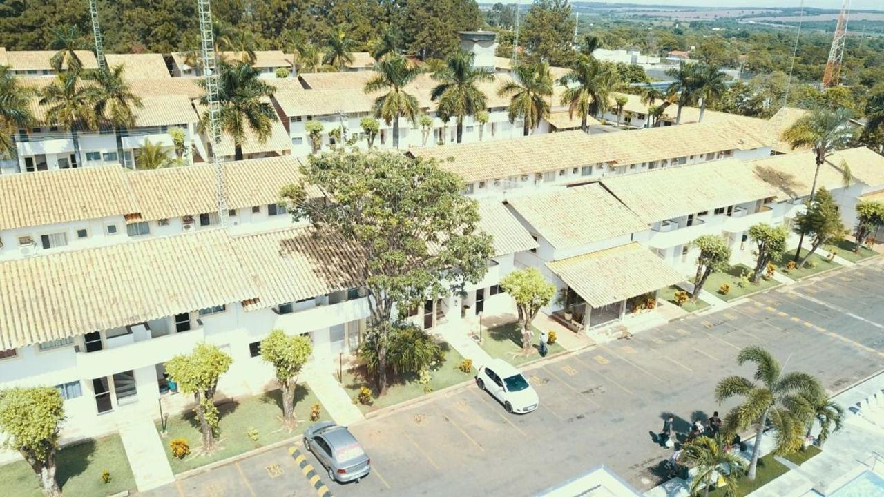Condominio Diroma Resorts Caldas Vip Apartamento *